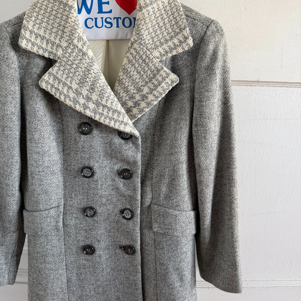 Vintage Mod Gray Double-Breasted Wool Coat, Contrasting Houndstooth Collar